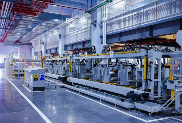 What to Look for in a B2B Manufacturing Marketing Agency (Before You Sign Anything)